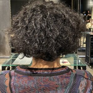 縮毛矯正をやめたい人へ｜後悔しないやめ方とリアルな髪の変化をプロが解説