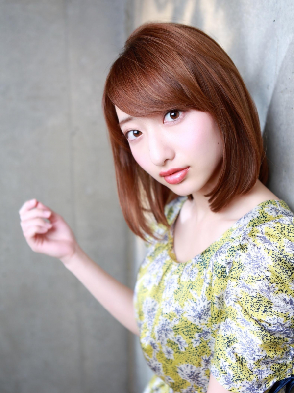 ミディアムヘアの縮毛矯正はどれが正解？｜レイヤーあり・なしの違いと失敗しない選び方